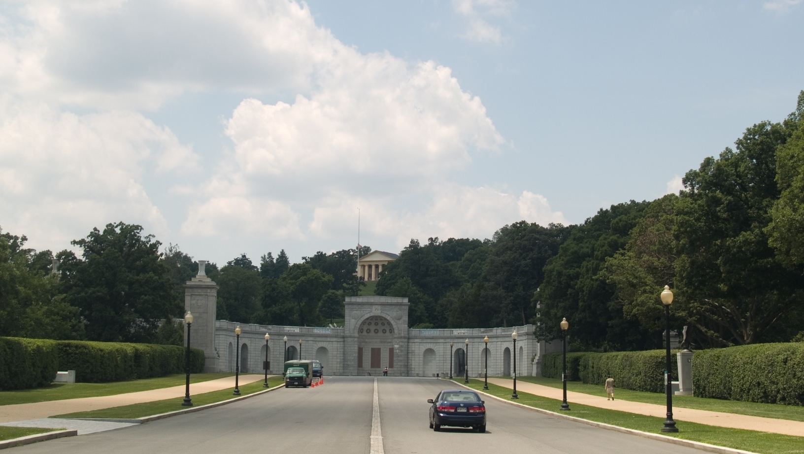 outside arlington cemetery